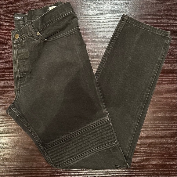Men’s Givenchy black tapered style relaxed denim jeans size 38 - Picture 2 of 7
